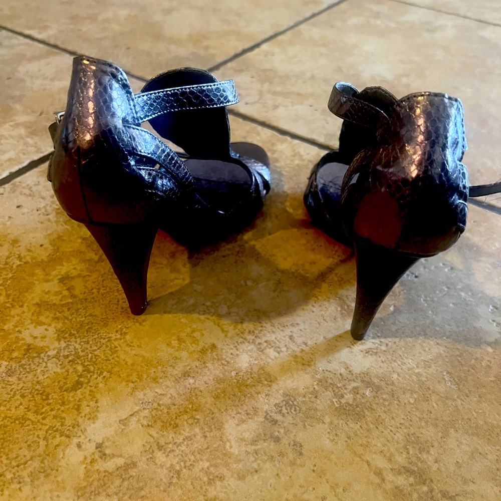 Shoes with heels